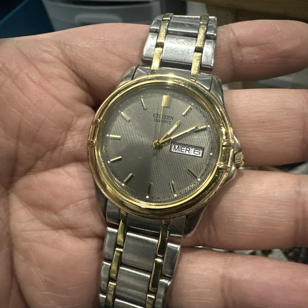 Works VTG Citizen Men's Watch Two-Tone Day Date Gray Dial 38mm Fit 7.5